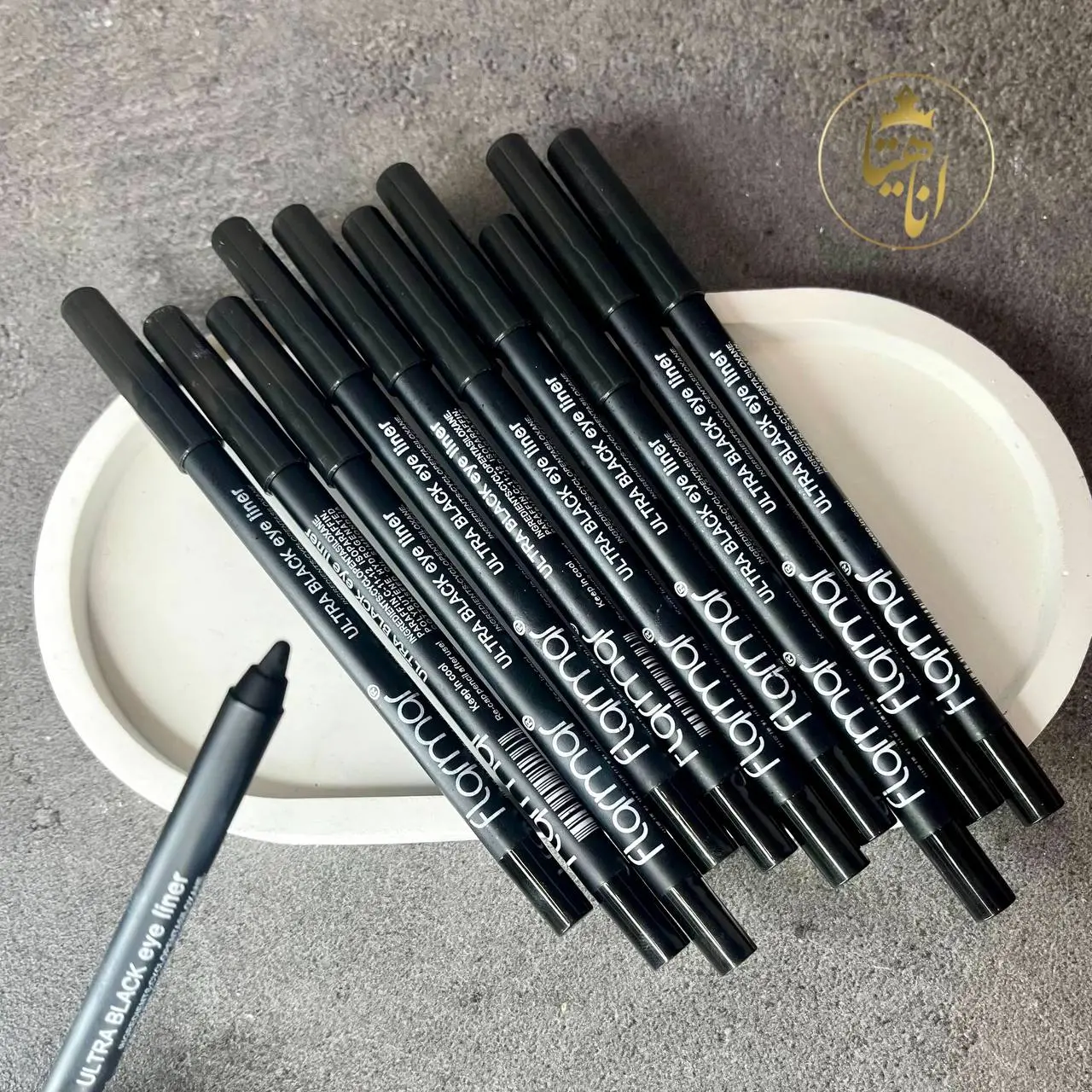 سرمه چشم مشکی flormar